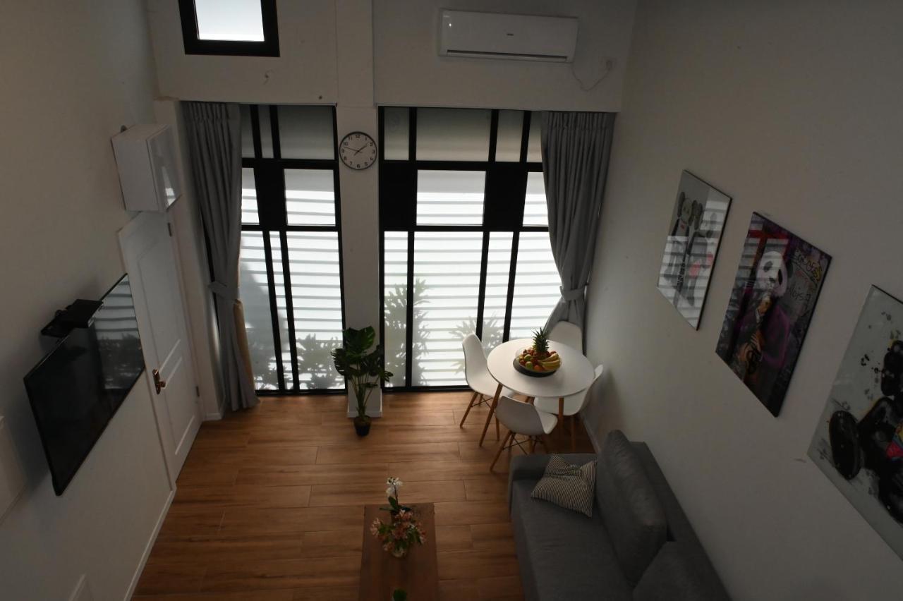 Kalvin Apartments By Levinsky Market Tel Aviv Exteriör bild